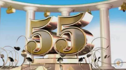 Открытка Открытки на 55 лет - Золотые цифры на фоне колонн | Красивая открытка #72