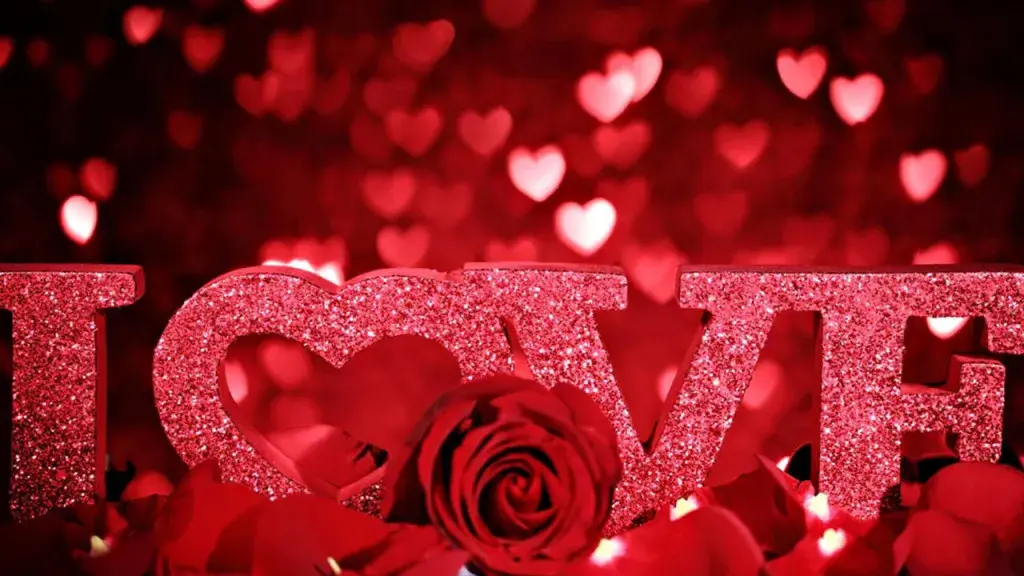Открытка открытки на 14 февраля  - Открытка с надписью LOVE и розой | Красивая открытка #77